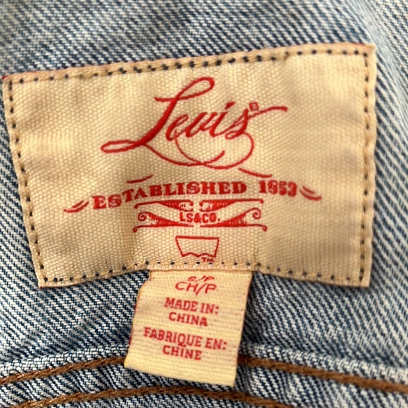 Levi’s Jean jacket - Picture 4 of 4